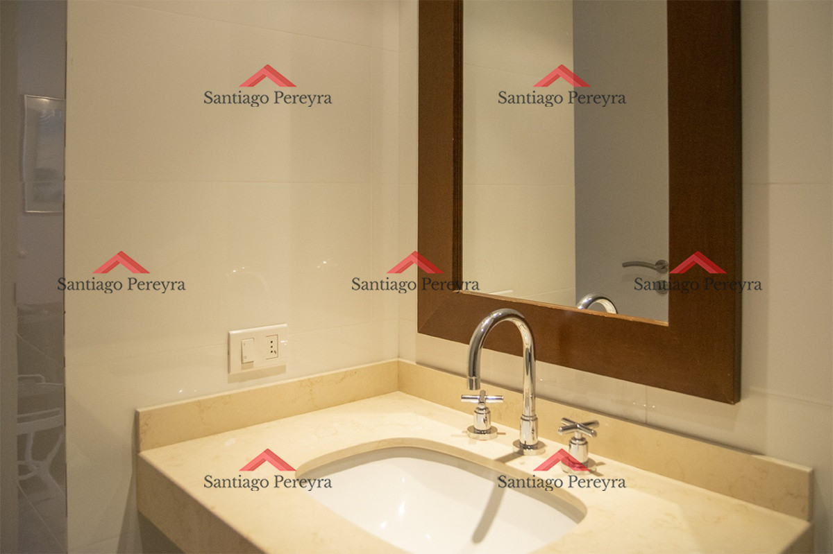 Apartamento ID.7986 - Hermoso Departamento en venta, en la zona de playa Mansa