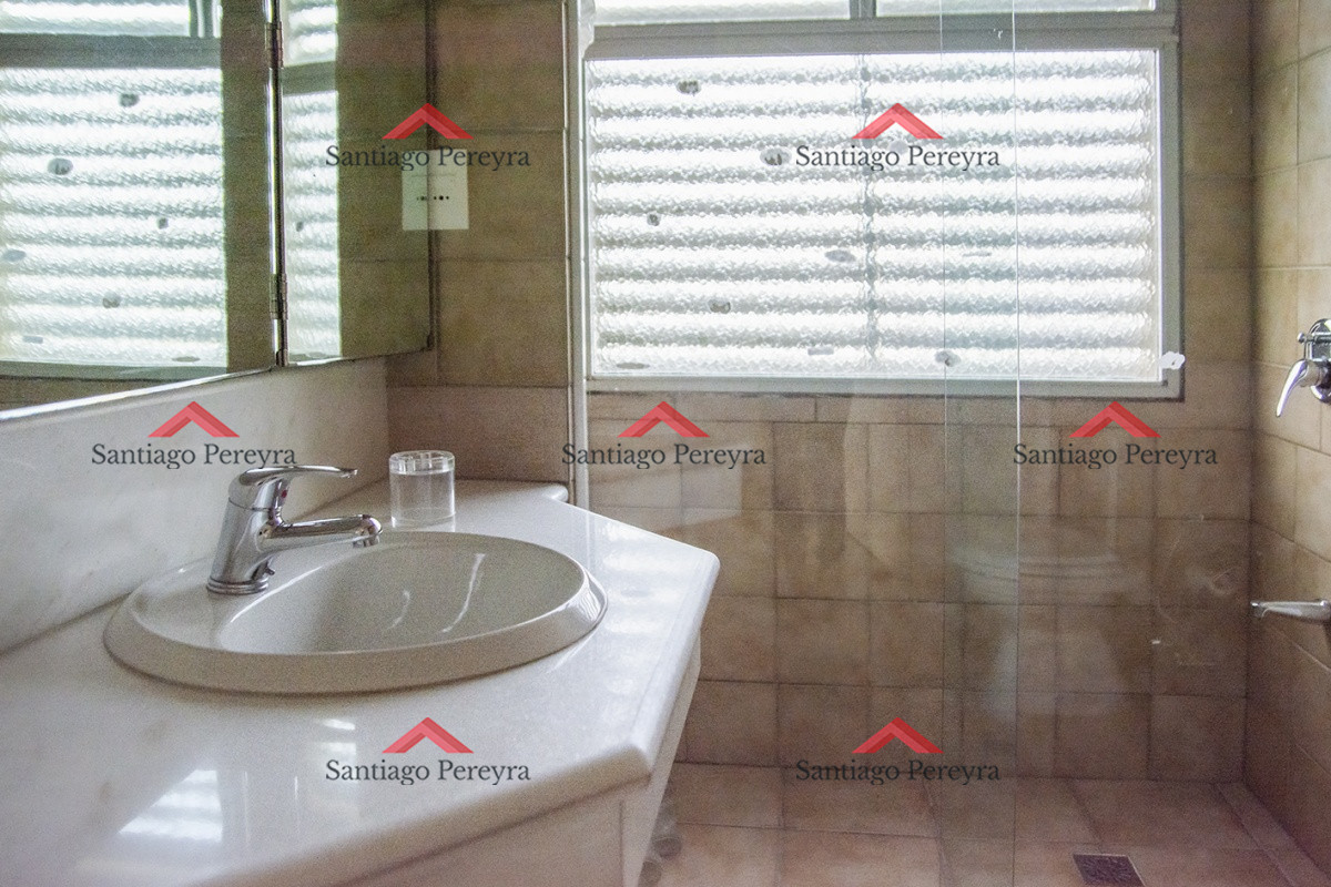 Apartamento ID.8236 - Amplia planta en primera línea al mar