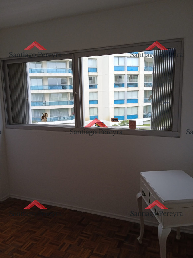 Apartamento ID.14826 - Apartamento en venta de 2 dormitorios en Punta Del Este 
