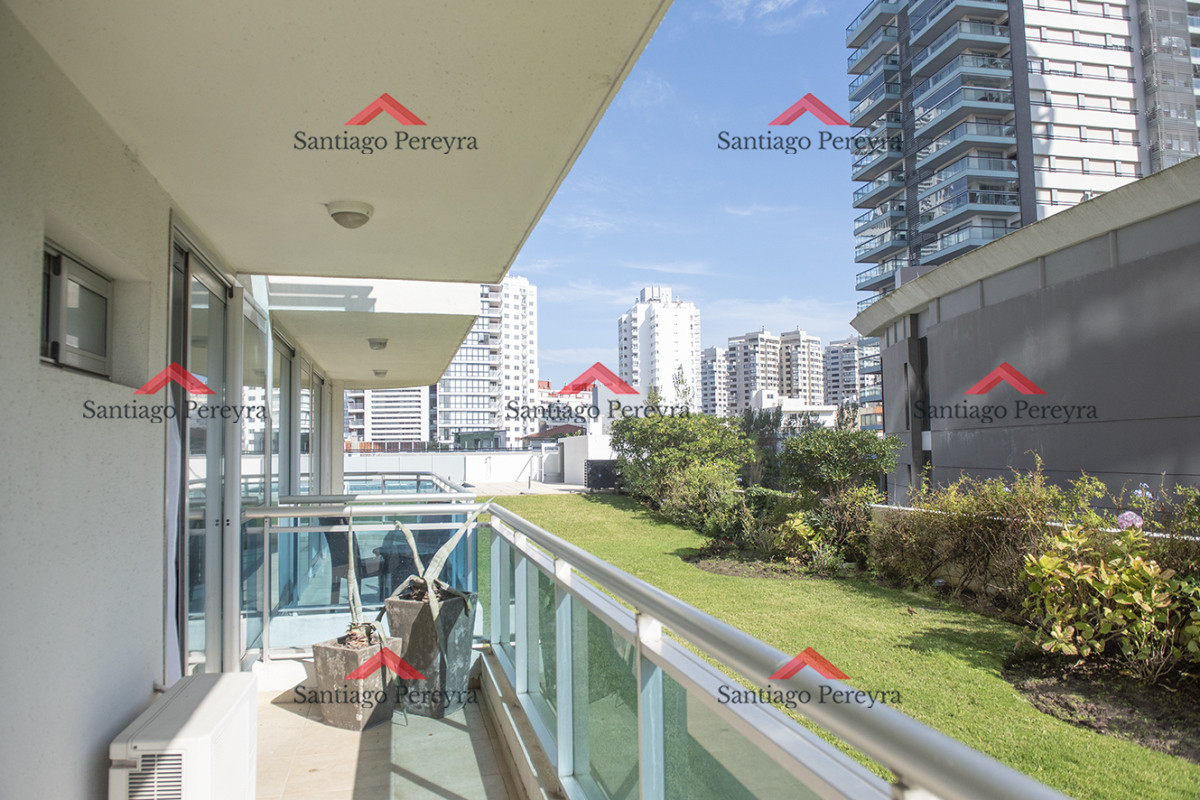 Apartamento ID.16166 - Oportunidad. Vende departamento de 2 dormitorios en Punta del Este