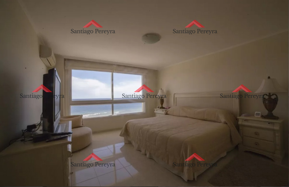 Apartamento ID.7983 - Excelente apartamento en playa Mansa