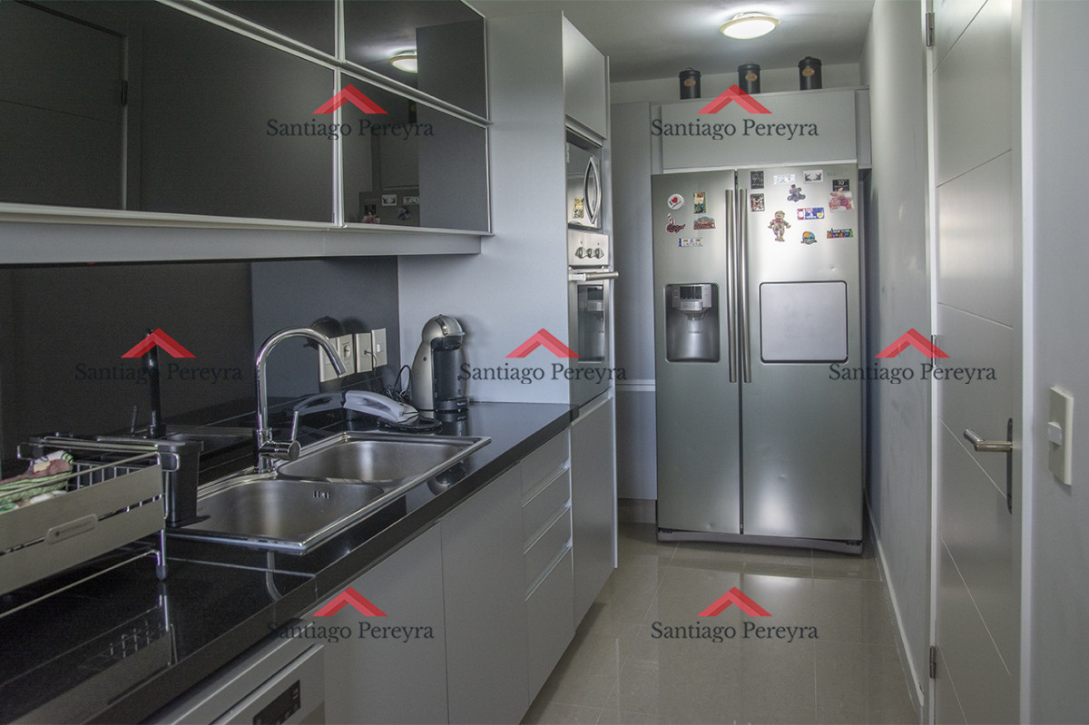 Apartamento ID.16242 - Departartamento de 3 dormitorios en venta en Torre One
