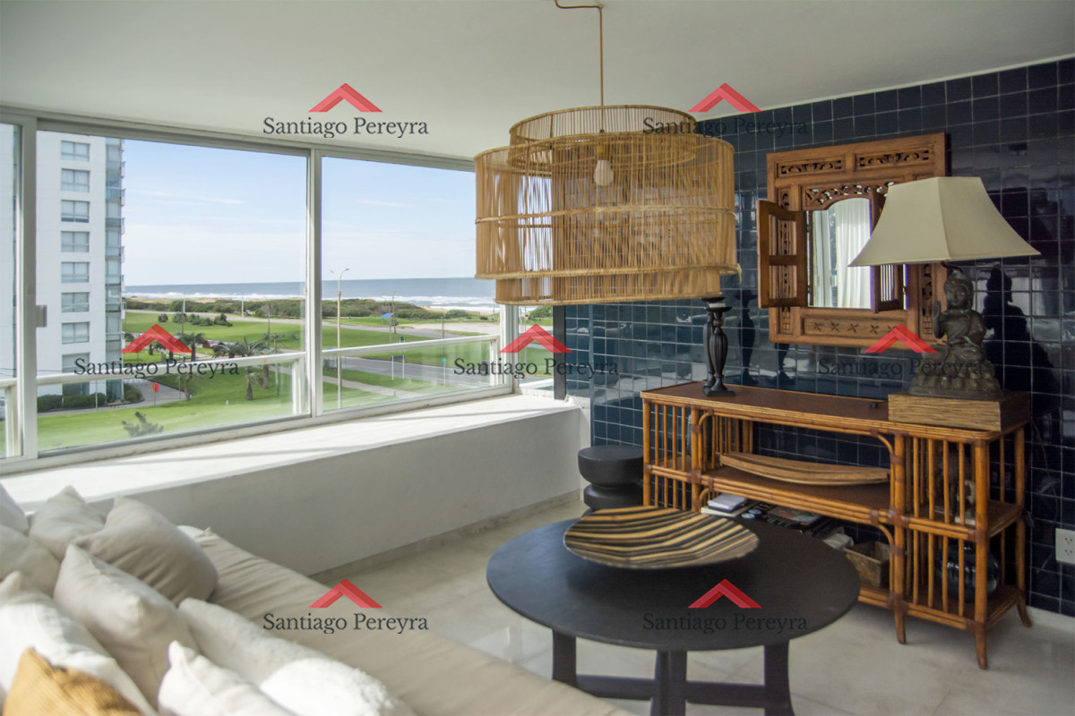 Apartamento ID.16428 - Vende apartamento de 3 dormitorios en Tiburon , Punta del Este
