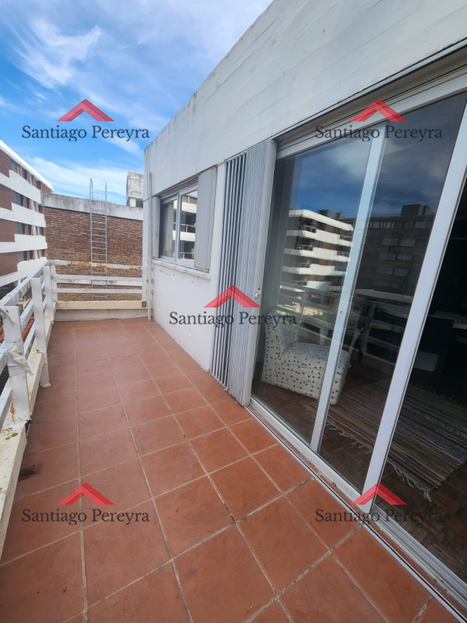 Apartamento ID.14826 - Apartamento en venta de 2 dormitorios en Punta Del Este 