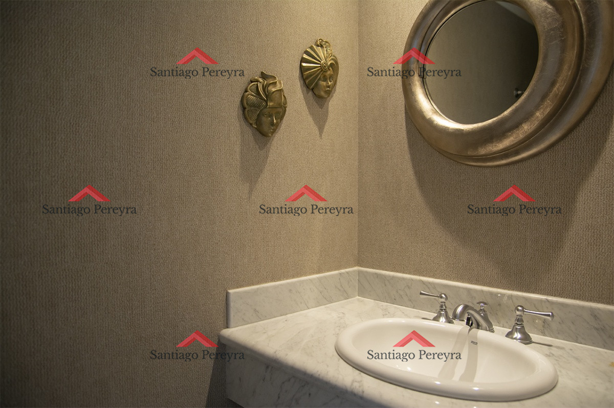 Apartamento ID.8232 - Hermoso Departamento en venta de 3 dormitorios.