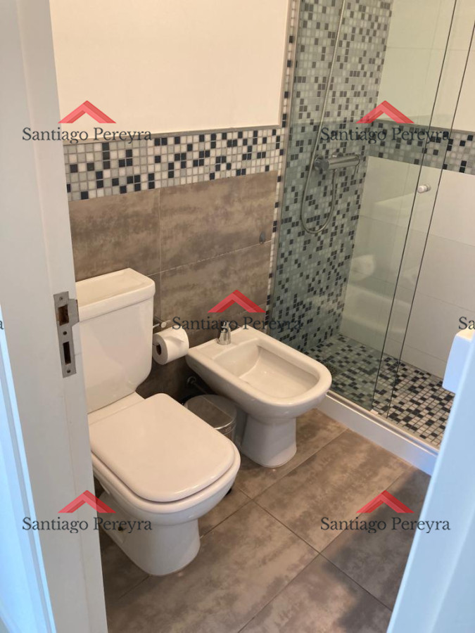 Apartamento ID.15490 - Vende apartamento de 2 dormitorios y medio, Punta del Este 