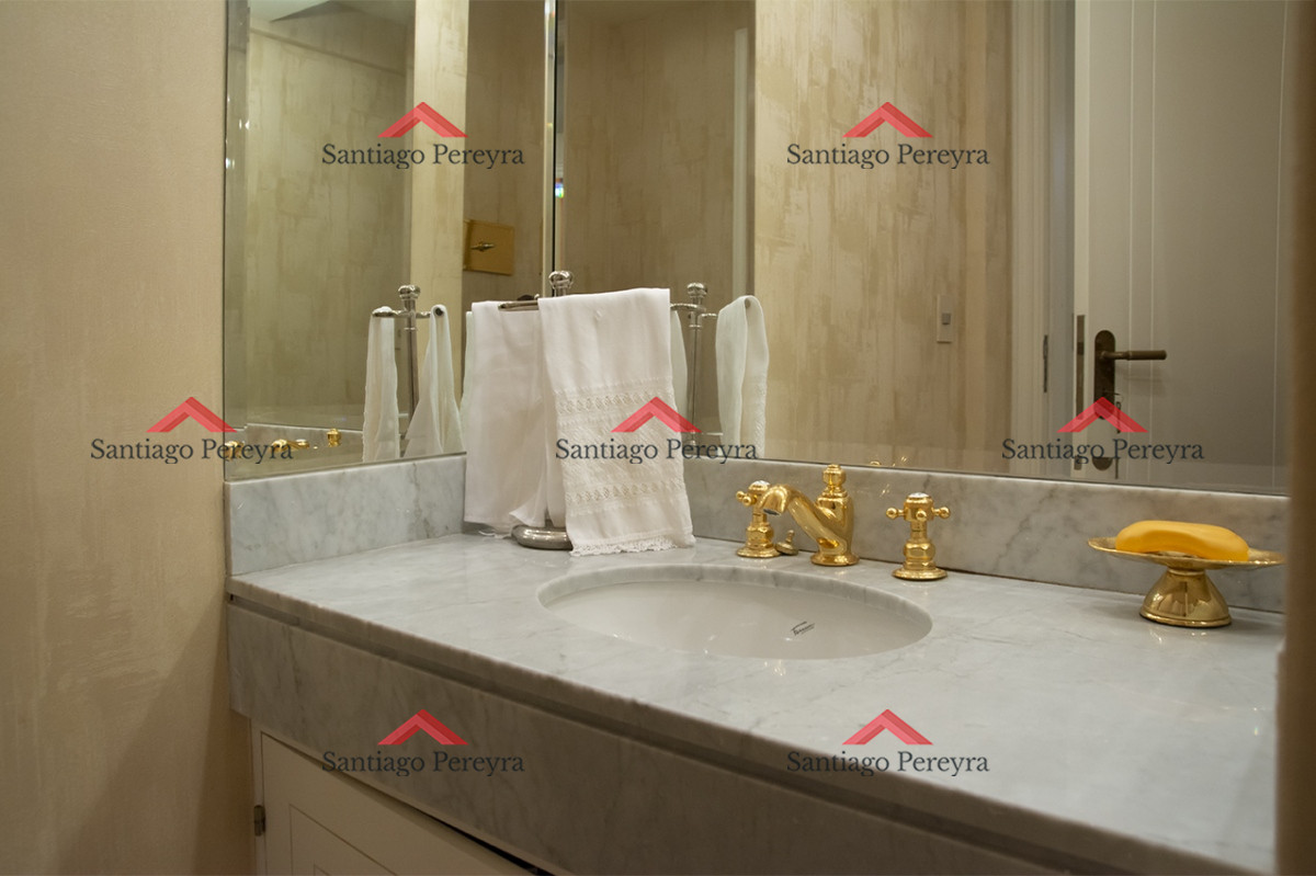 Apartamento ID.8245 - Departamentos en venta en primera linea.