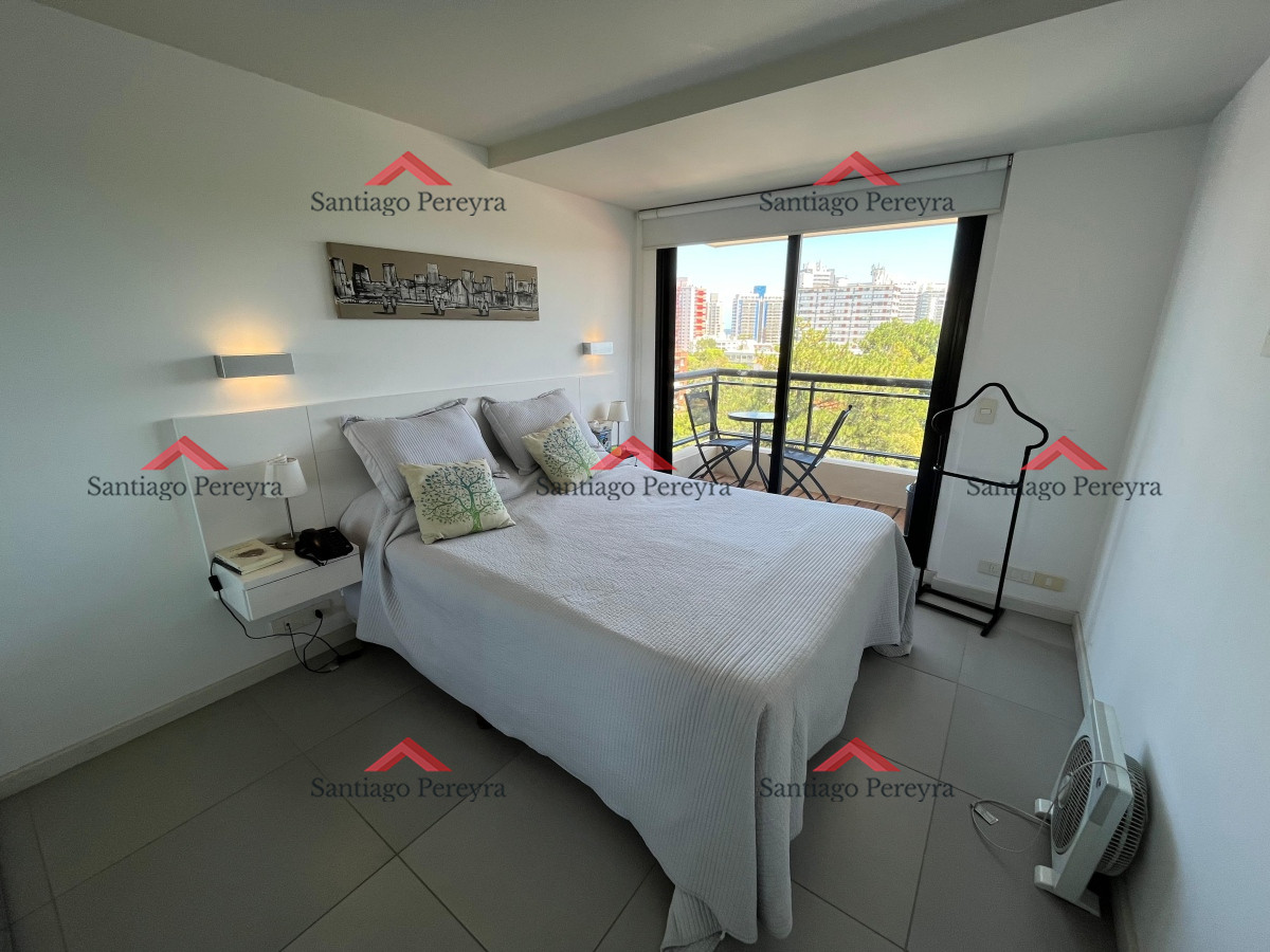 Apartamento ID.14797 - Apartamento en venta 1 dormitorio en Playa Brava, Punta del Este