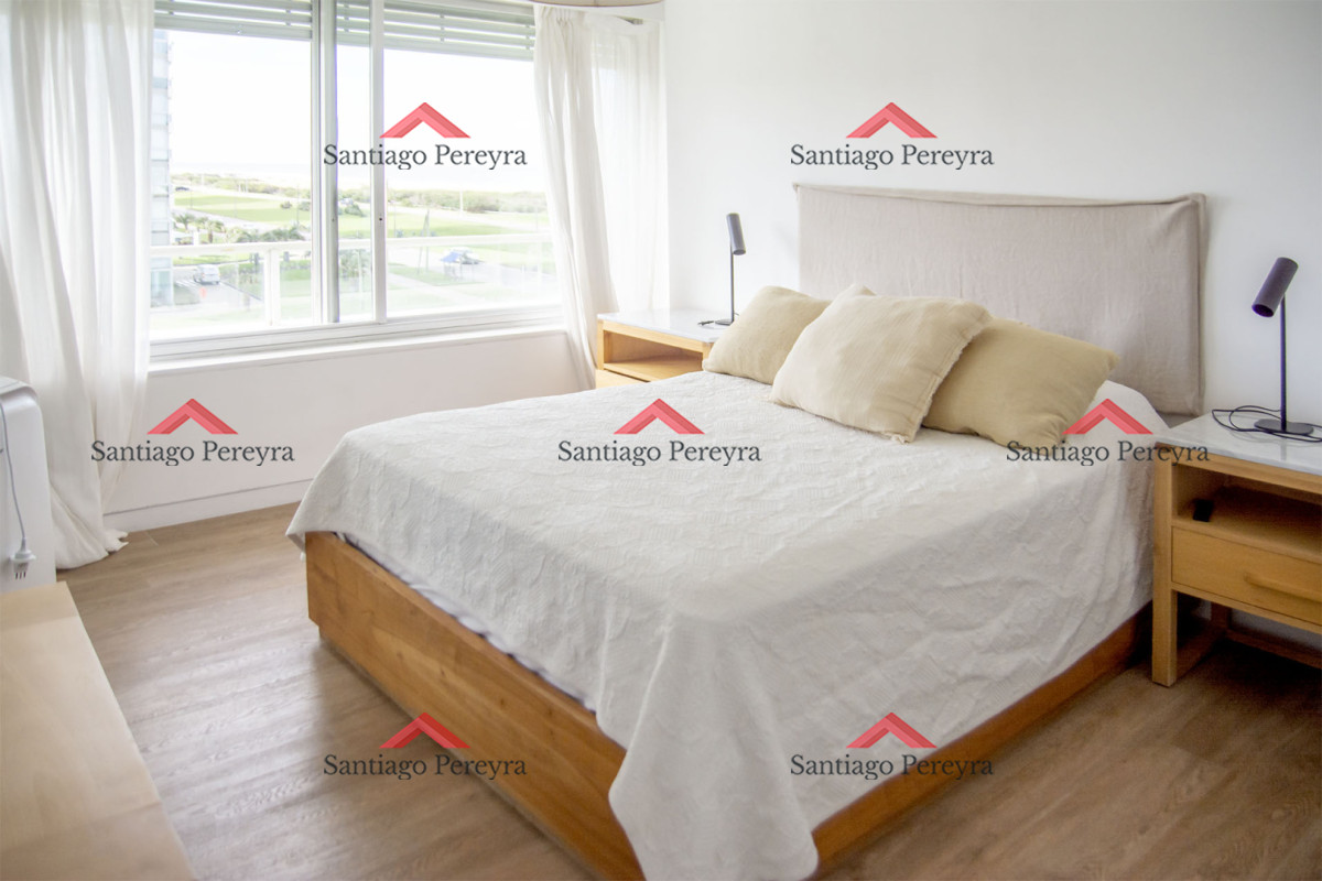 Apartamento ID.16428 - Vende apartamento de 3 dormitorios en Tiburon , Punta del Este