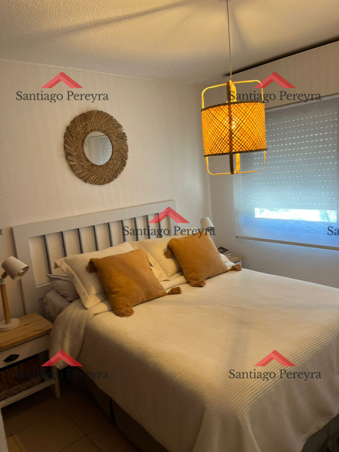 Apartamento ID.15881 - Vende apartamento de 1 dormitorio con parrillero, Punta del Este