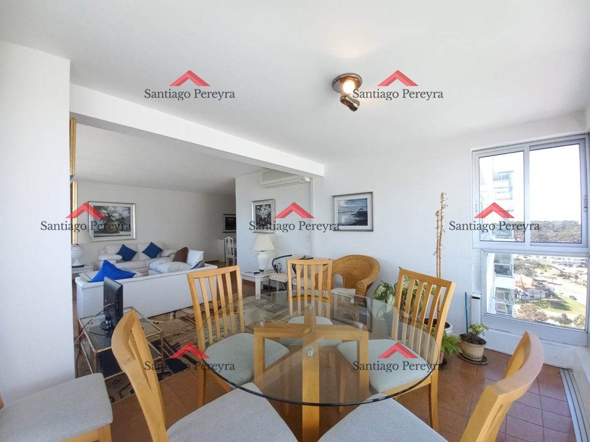 Apartamento ID.13403 - Complejo Lincoln center , Apartamento sobre playa mansa en venta