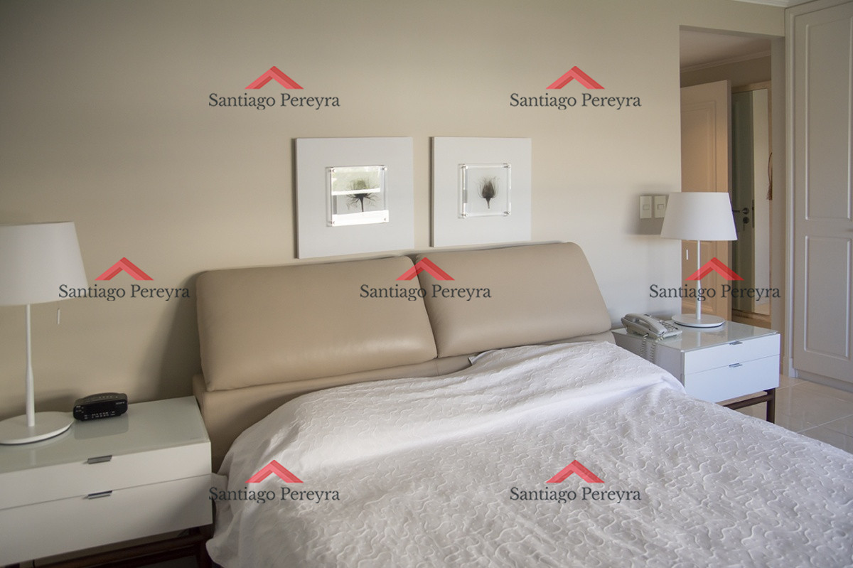 Apartamento ID.8232 - Hermoso Departamento en venta de 3 dormitorios.