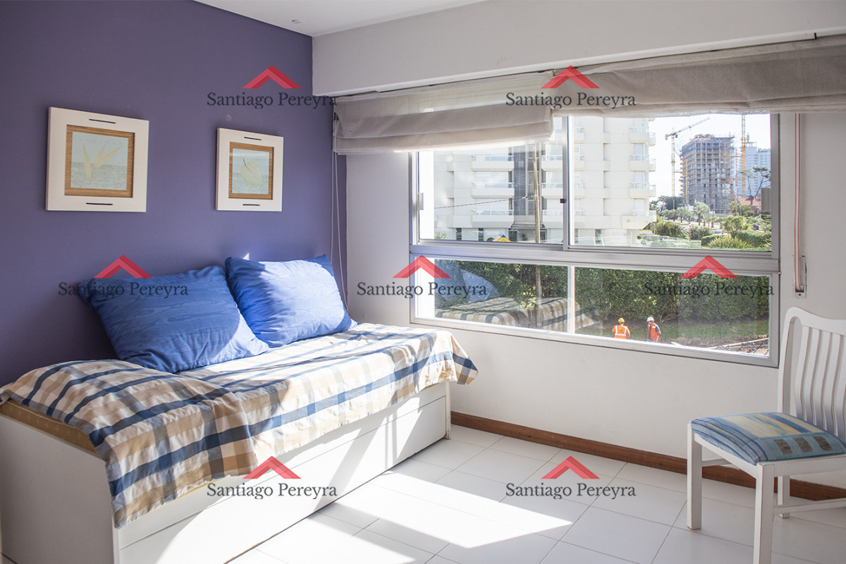 Apartamento ID.16562 - Vende departamento de 3 dormitorios en Ocean Tower, Punta del Este 