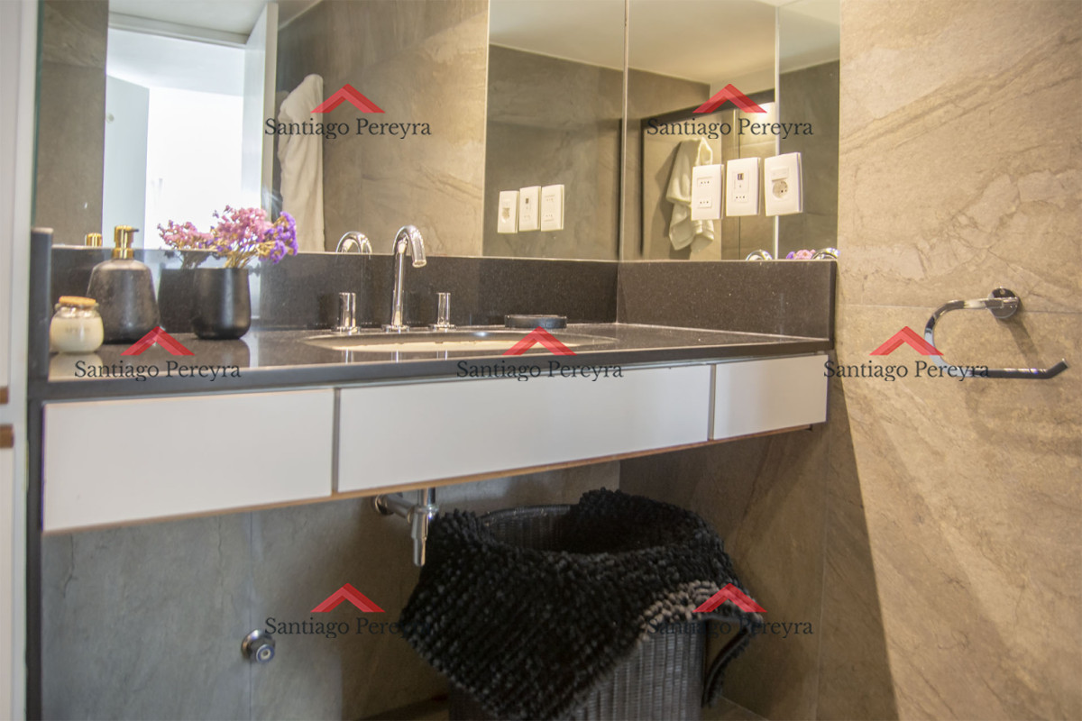 Apartamento ID.16428 - Vende apartamento de 3 dormitorios en Tiburon , Punta del Este