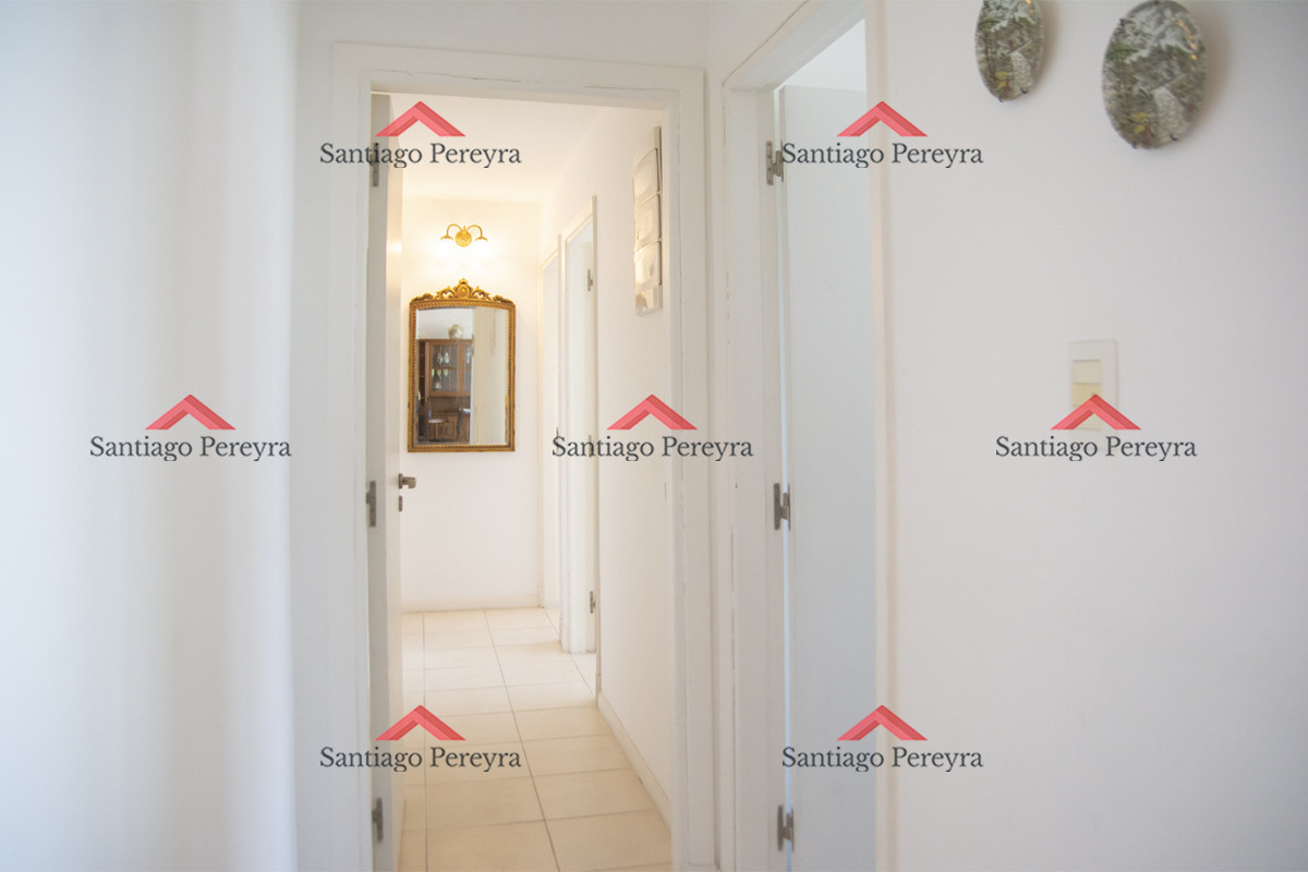 Apartamento ID.16867 - Vende apto de 2 dormitorios con vista al mar en Punta del este