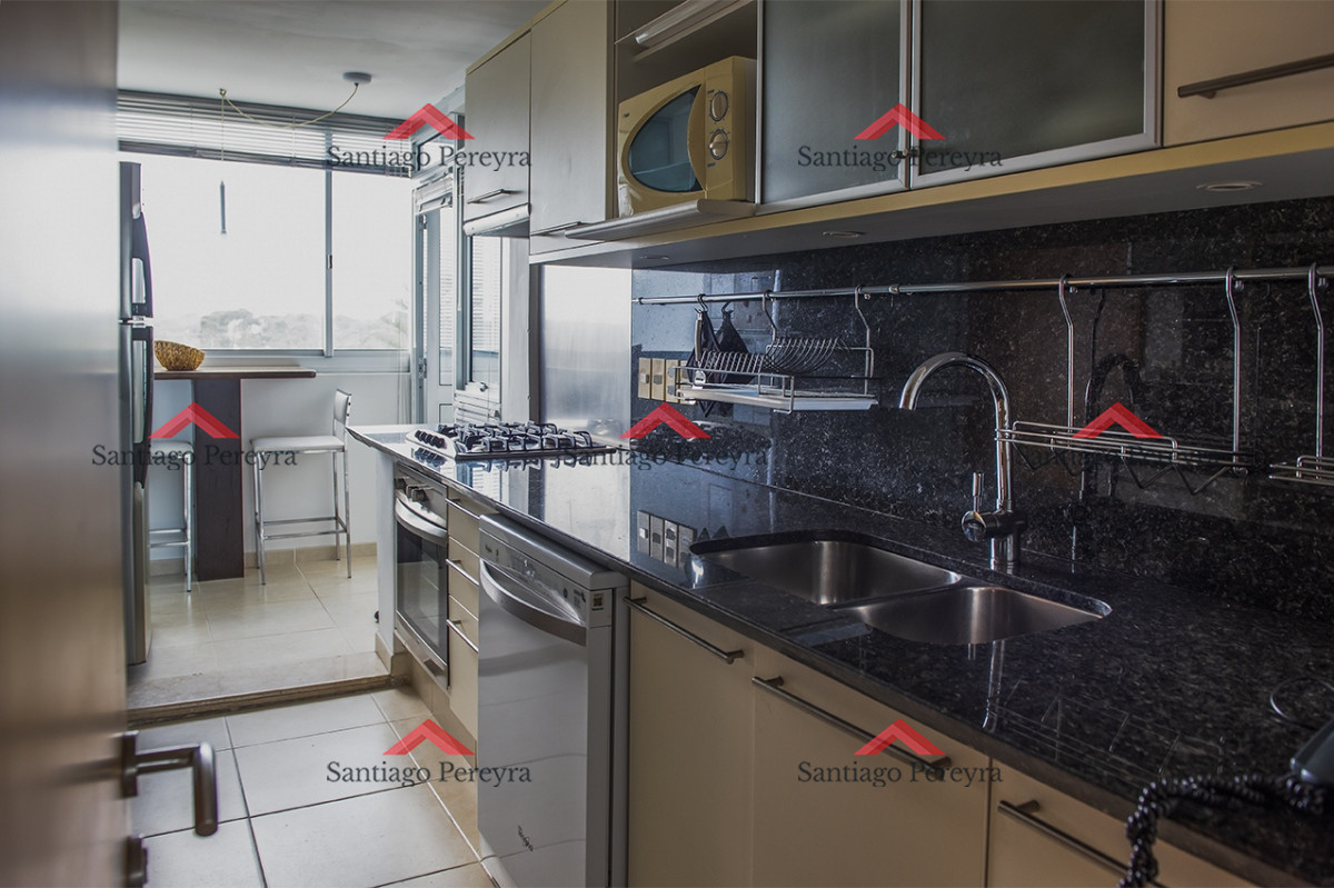 Apartamento ID.14767 - Sea and Forest 3 dormitorios en venta a pasos del mar, playa mansa 