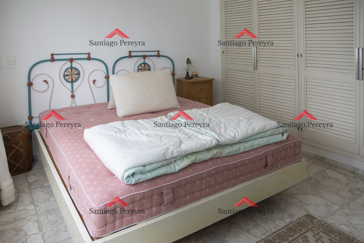 Apartamento ID.8236 - Amplia planta en primera línea al mar