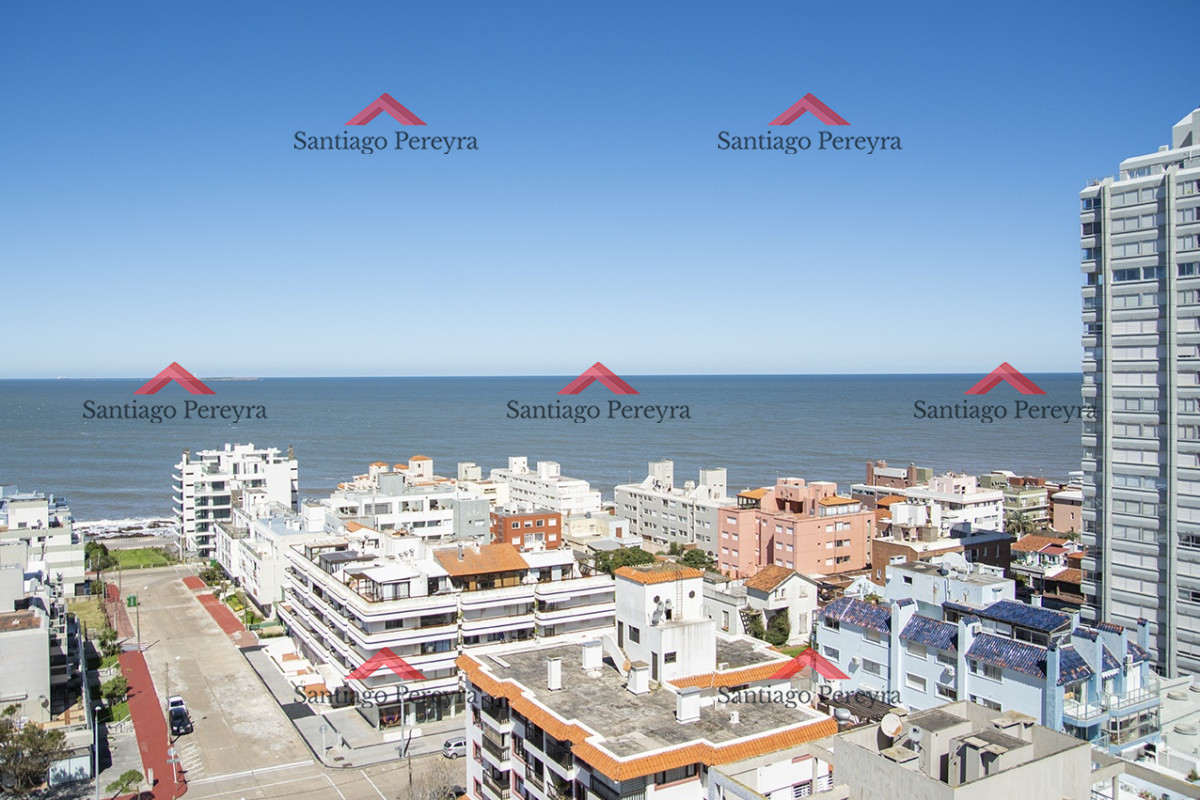 Apartamento ID.13629 - Hermoso Departamento en venta con vista al Mar.