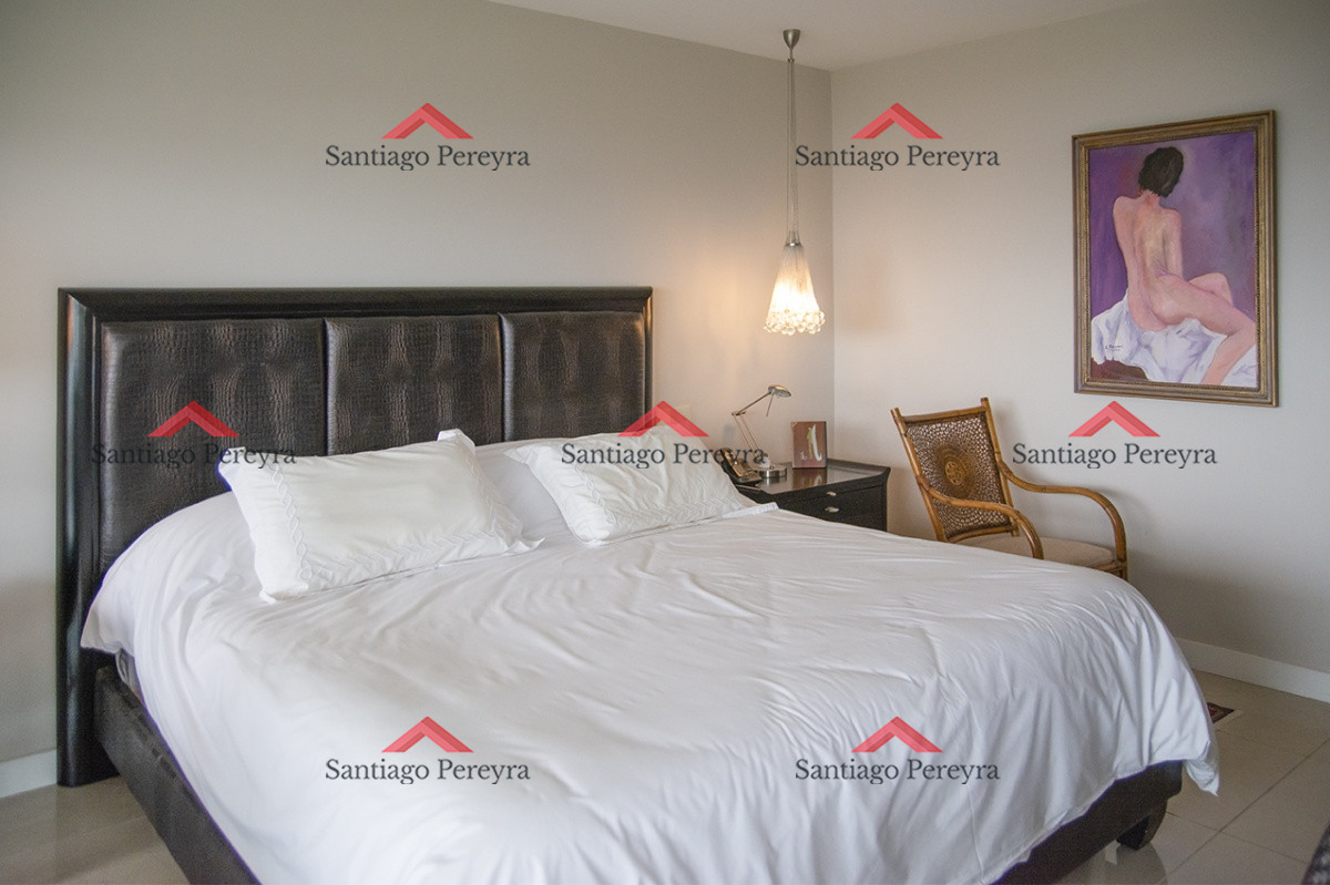 Apartamento ID.7986 - Hermoso Departamento en venta, en la zona de playa Mansa