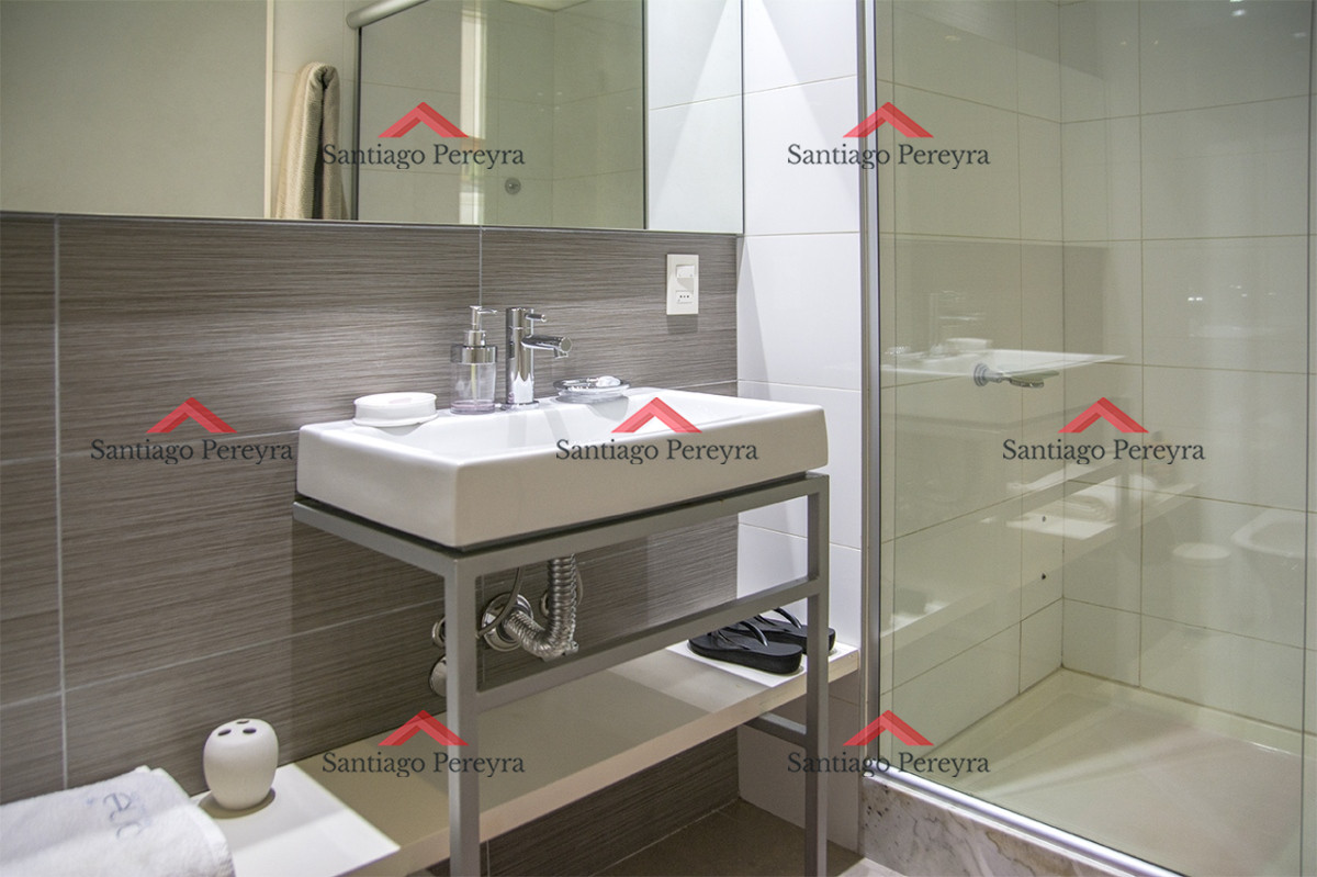 Apartamento ID.16242 - Departartamento de 3 dormitorios en venta en Torre One