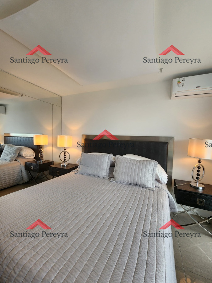 Apartamento ID.16240 - Departamento de 3 dormitorios + dependencia en venta en Torre One, Punta del Este.