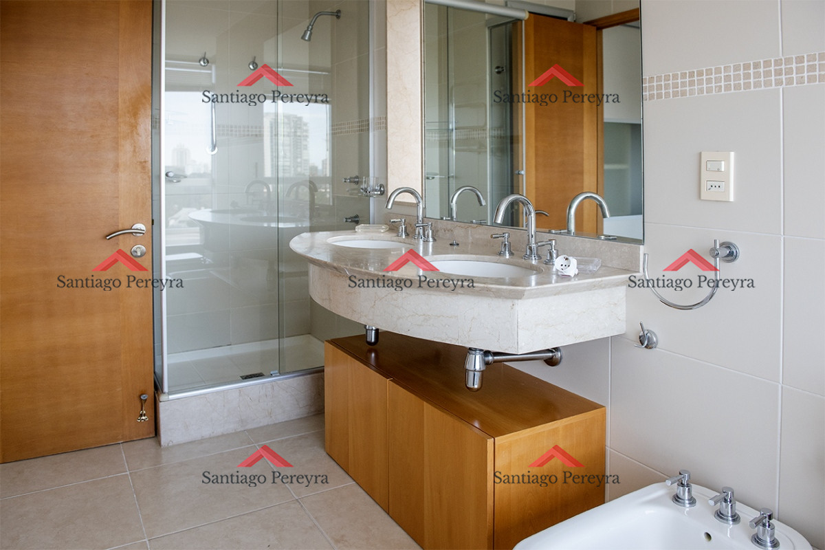 Apartamento ID.14767 - Sea and Forest 3 dormitorios en venta a pasos del mar, playa mansa 