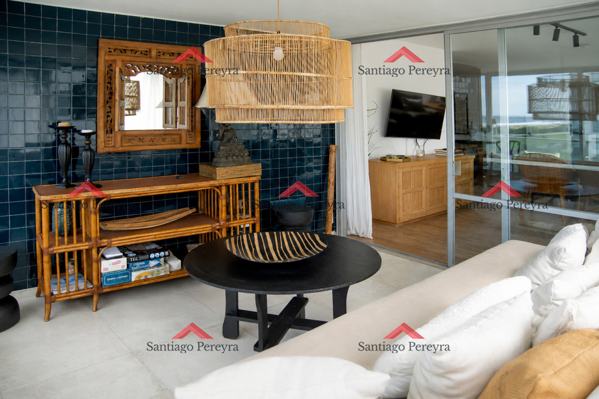 Apartamento ID.16428 - Vende apartamento de 3 dormitorios en Tiburon , Punta del Este