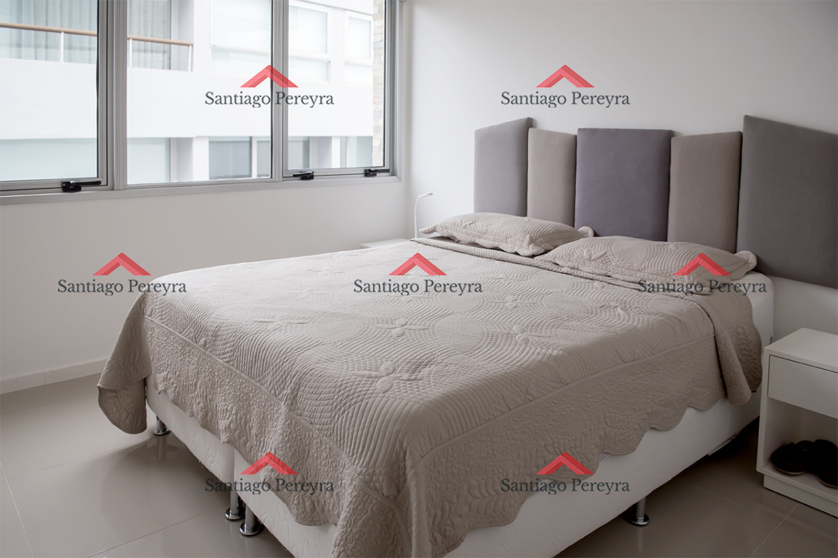 Apartamento ID.15910 - Departamento de 3 dormitorios en venta. Gran Oportunidad en Playa Mansa.