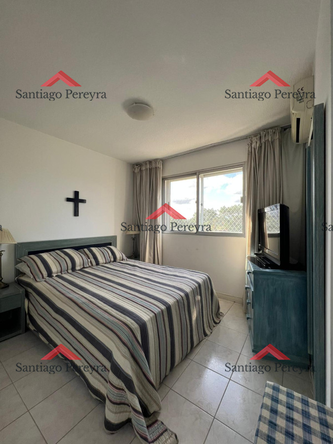 Apartamento ID.12849 - Venta Apartamento de 2 dormitorios en zona Roosevelt