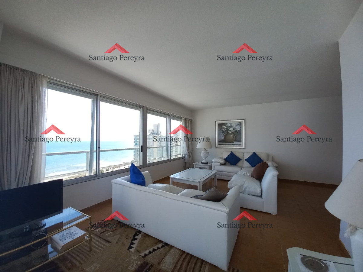 Apartamento ID.13403 - Complejo Lincoln center , Apartamento sobre playa mansa en venta