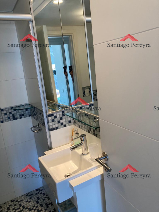 Apartamento ID.15490 - Vende apartamento de 2 dormitorios y medio, Punta del Este 