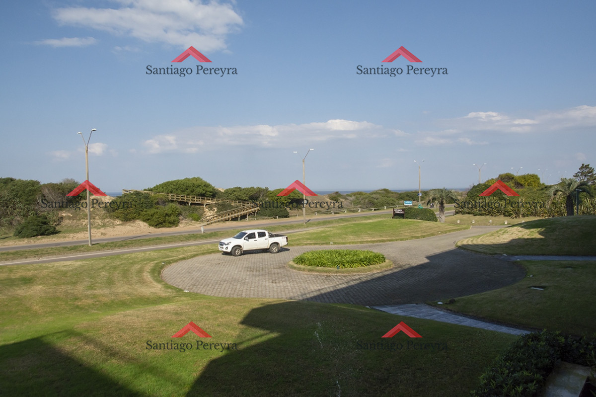 Apartamento ID.8245 - Departamentos en venta en primera linea.