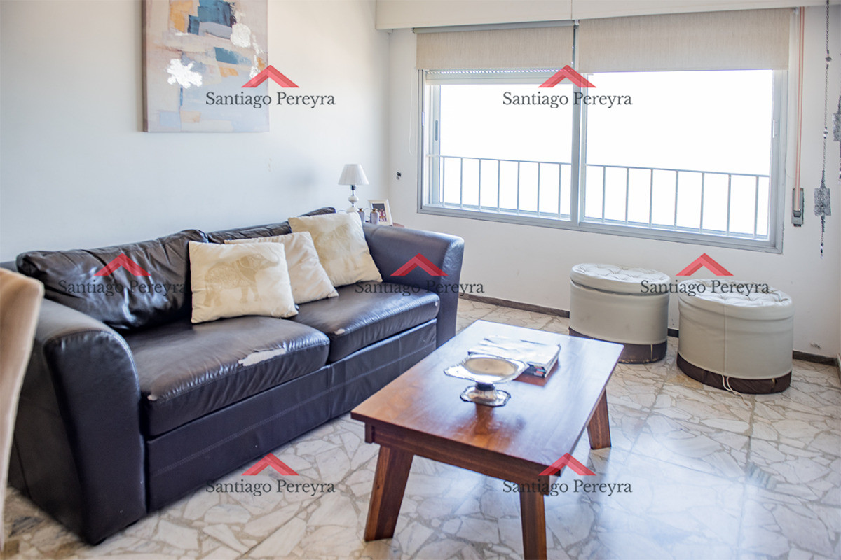 Apartamento ID.17104 - Departamento de 1 dormitorio y medio en venta en Peninsula, vista al mar. 