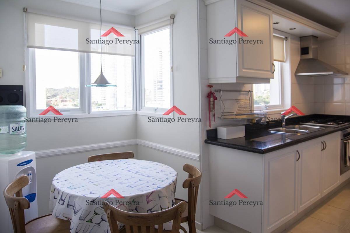 Apartamento ID.8232 - Hermoso Departamento en venta de 3 dormitorios.