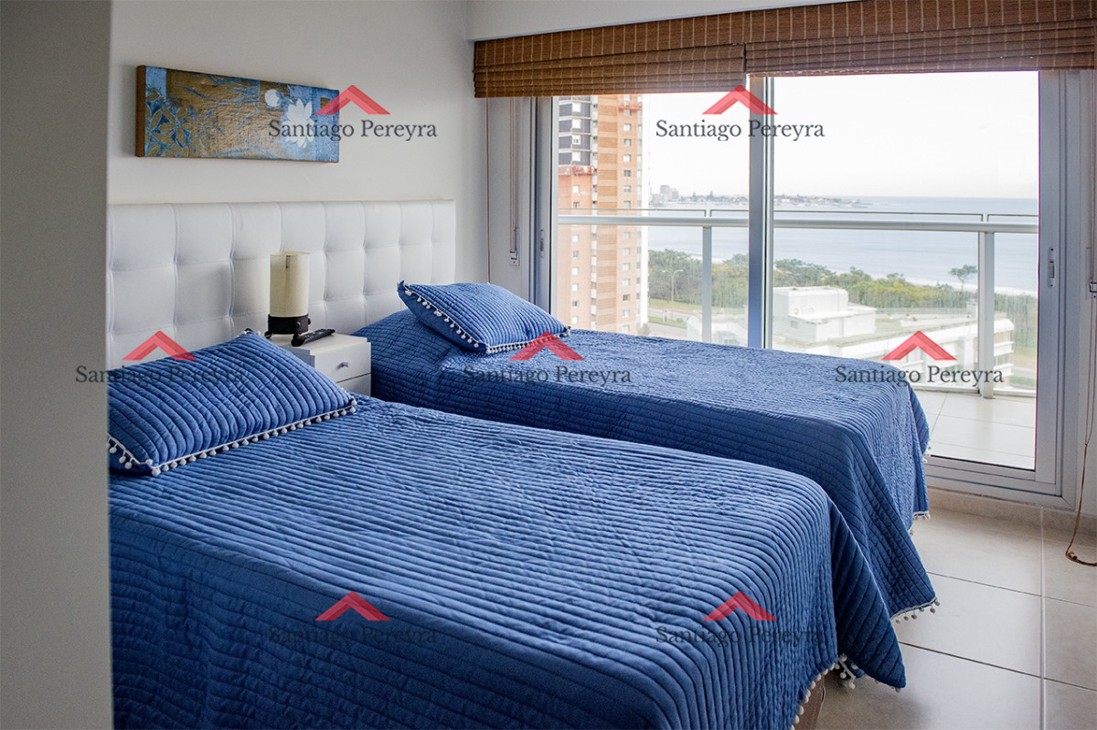Apartamento ID.14767 - Sea and Forest 3 dormitorios en venta a pasos del mar, playa mansa 