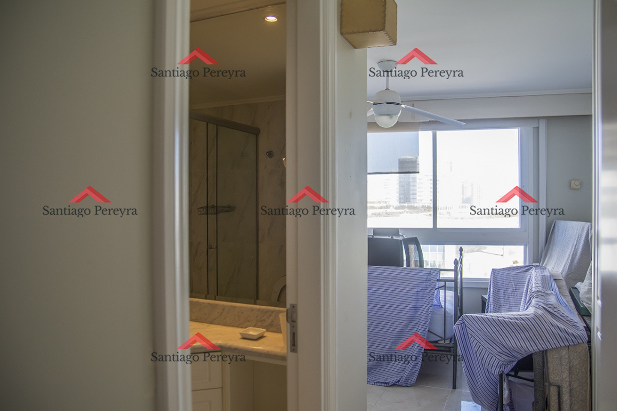 Apartamento ID.8232 - Hermoso Departamento en venta de 3 dormitorios.