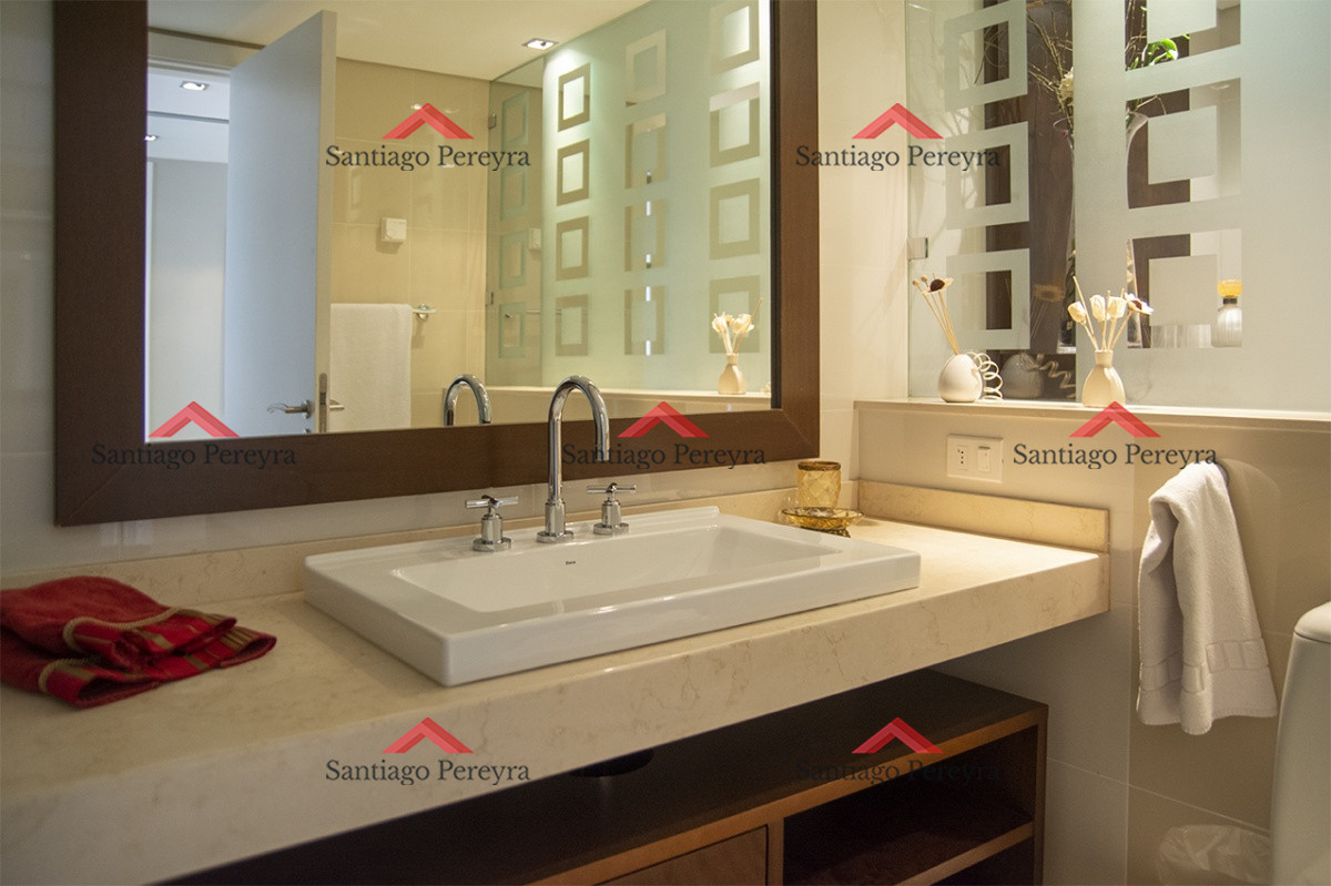 Apartamento ID.7986 - Hermoso Departamento en venta, en la zona de playa Mansa