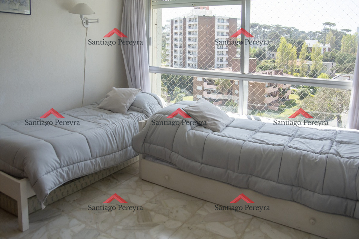 Apartamento ID.15238 - Apartamento en venta, Torre Fragata con hermosa vista al mar.