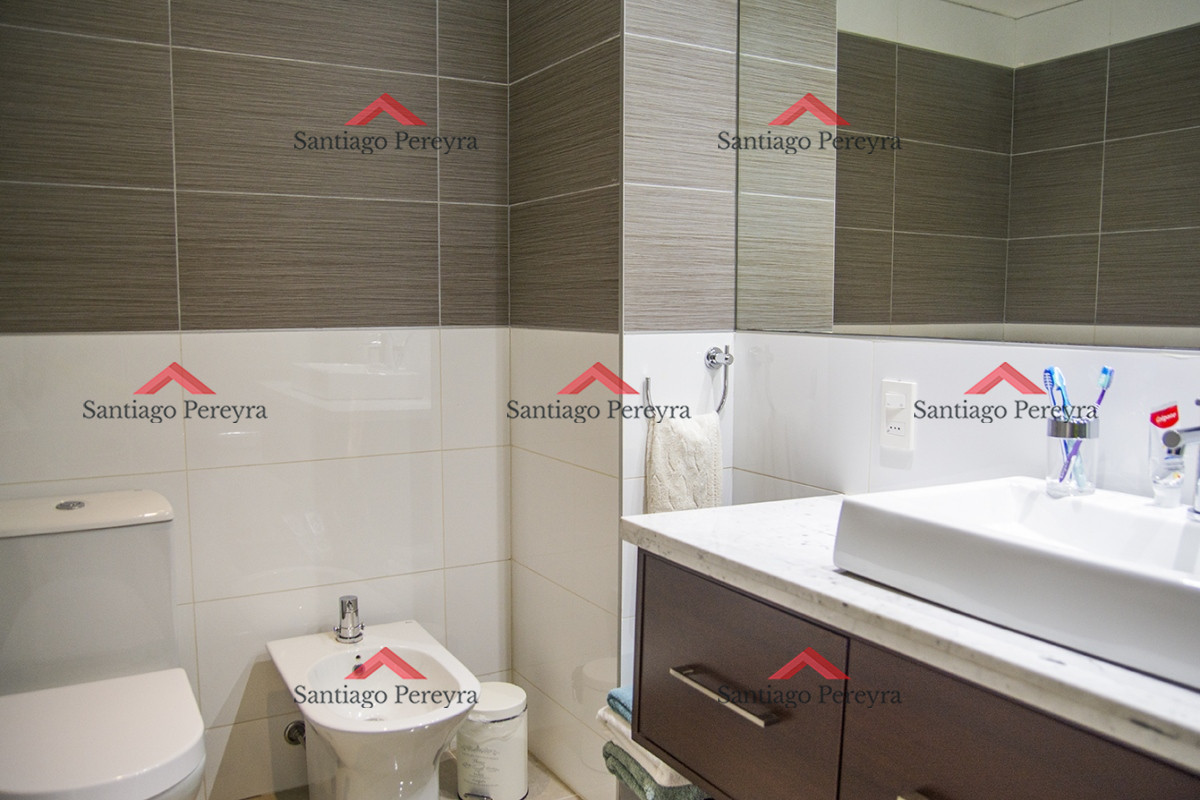 Apartamento ID.16242 - Departartamento de 3 dormitorios en venta en Torre One