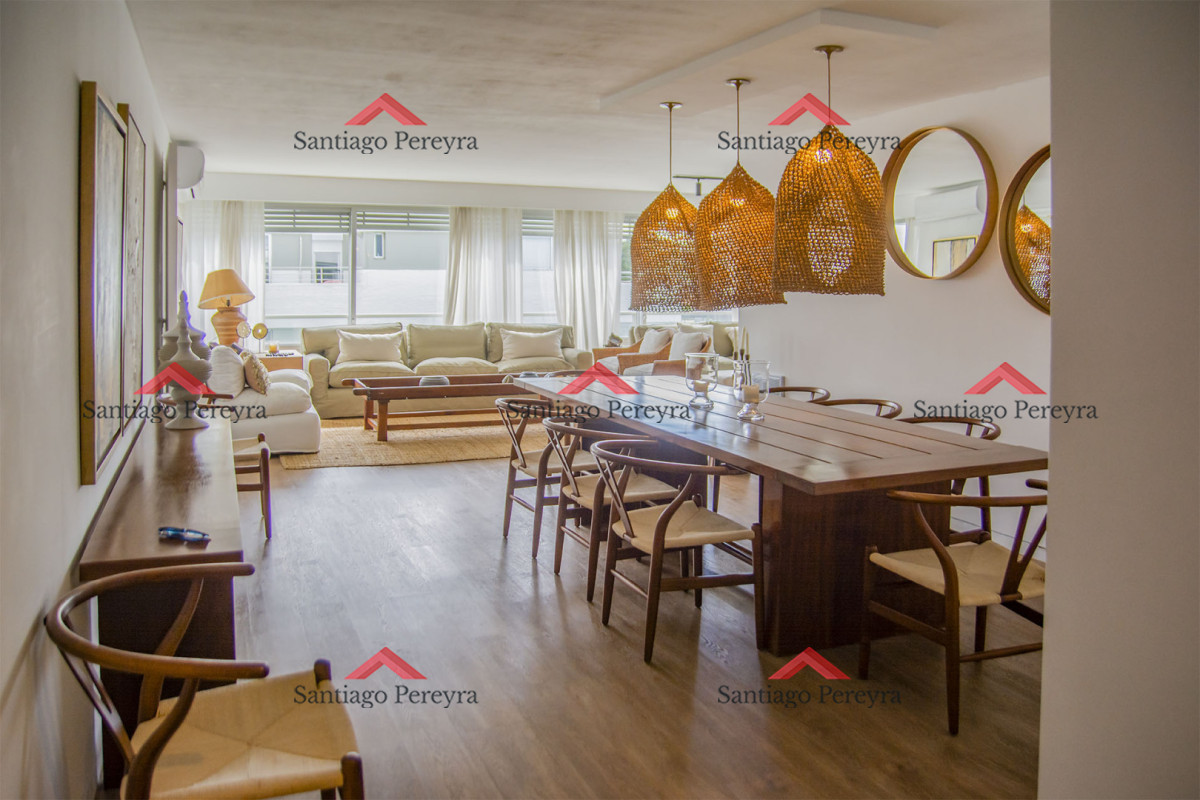 Apartamento ID.16428 - Vende apartamento de 3 dormitorios en Tiburon , Punta del Este