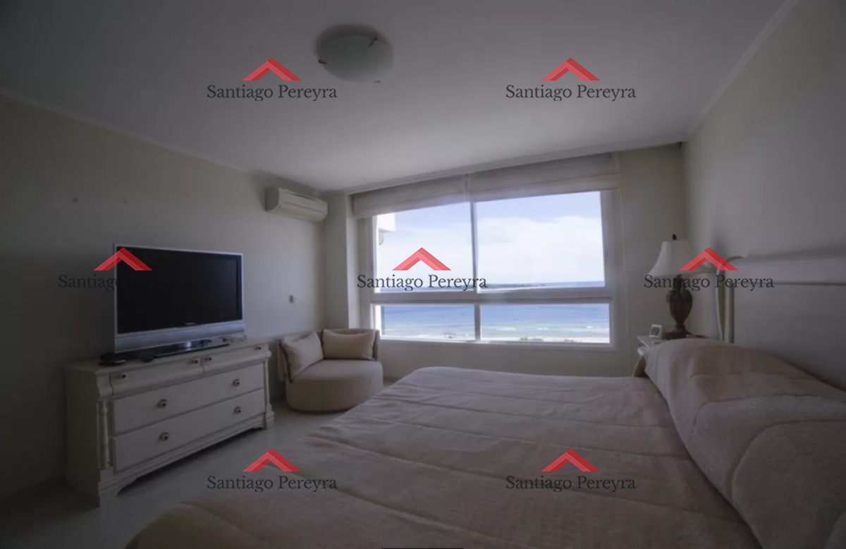 Apartamento ID.7983 - Excelente apartamento en playa Mansa