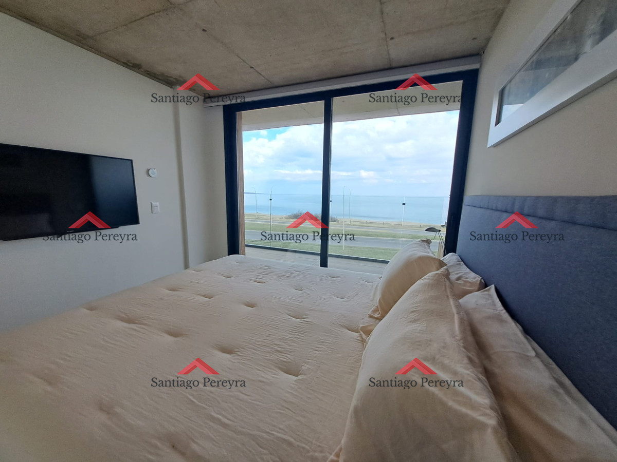 Apartamento ID.16372 - Espectacular departamento de 3 dormitorios frente al mar. Walmer Lagoon