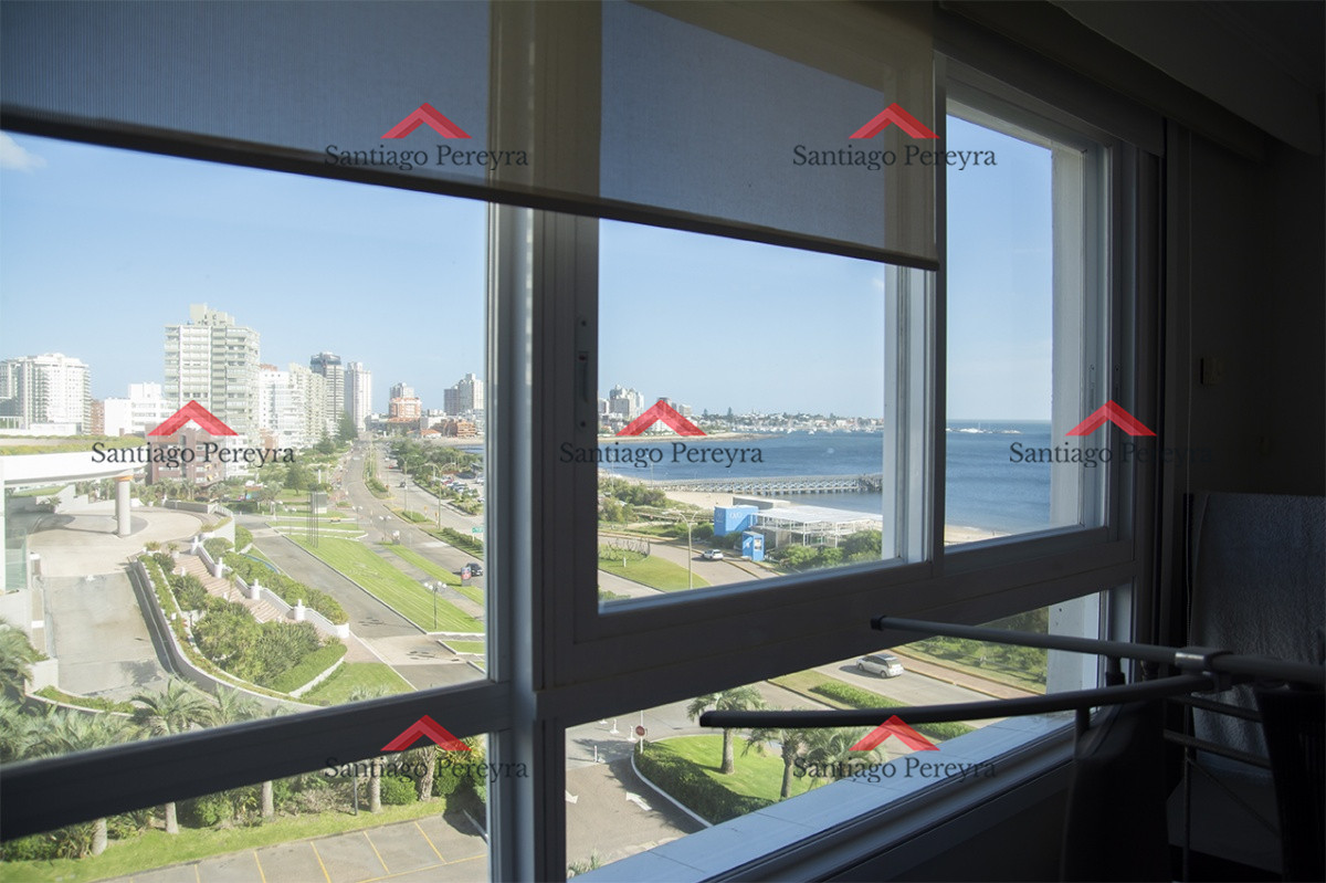 Apartamento ID.8232 - Hermoso Departamento en venta de 3 dormitorios.