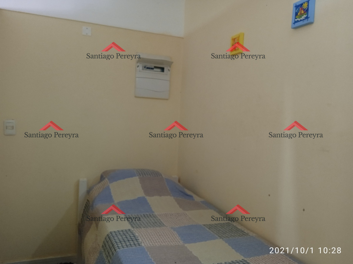 Apartamento ID.8018 - Se Vende Apartamento 2 dormitorios con patio exclusivo. Frente al mar 