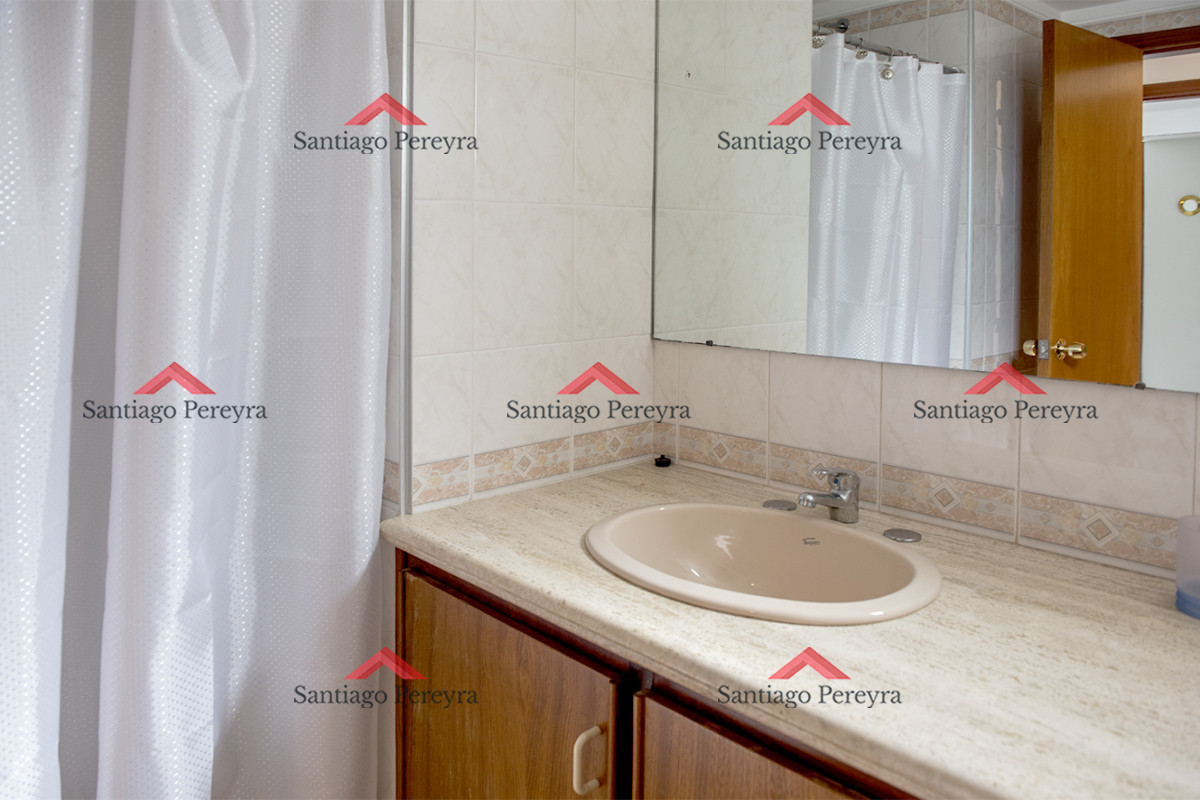 Apartamento ID.16562 - Vende departamento de 3 dormitorios en Ocean Tower, Punta del Este 