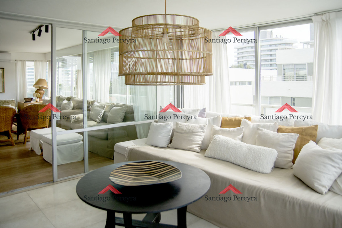 Apartamento ID.16428 - Vende apartamento de 3 dormitorios en Tiburon , Punta del Este