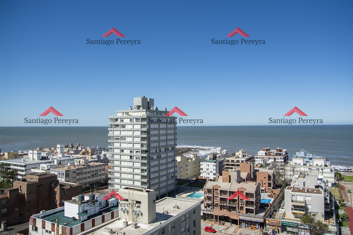 Apartamento ID.13629 - Hermoso Departamento en venta con vista al Mar.