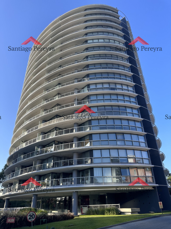Apartamento ID.16137 - Vende apartamento de 1 dormitorio y medio en Tressesenta, Punta del Este