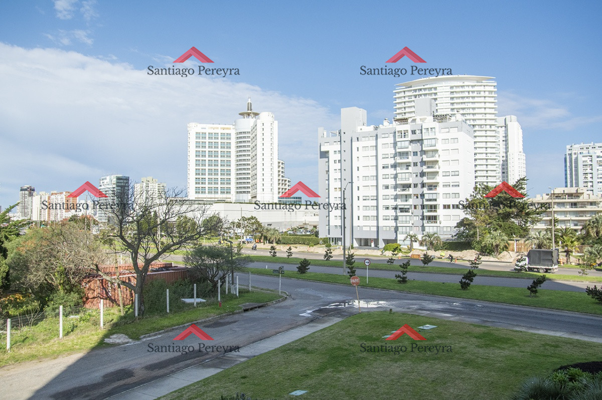 Apartamento ID.8649 - Gran departamento con hermosas terminaciones.