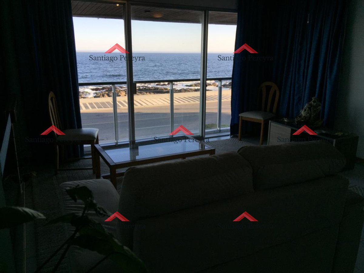 Apartamento ID.13981 - Espectacular apartamento en primera linea